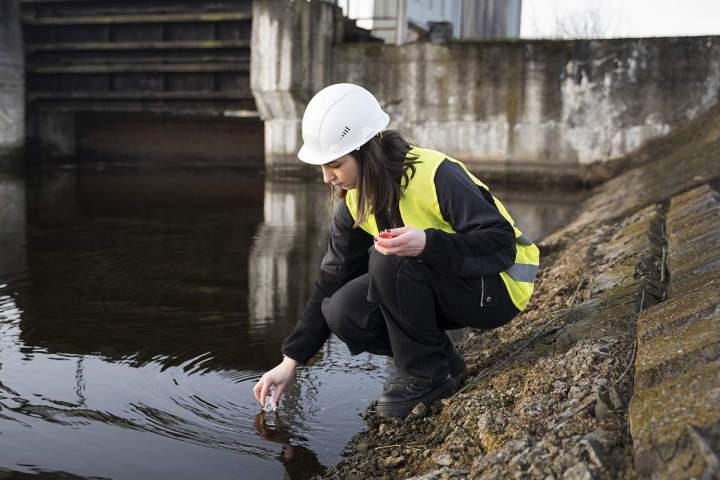équipement de mesure hydrologique Île-de-France